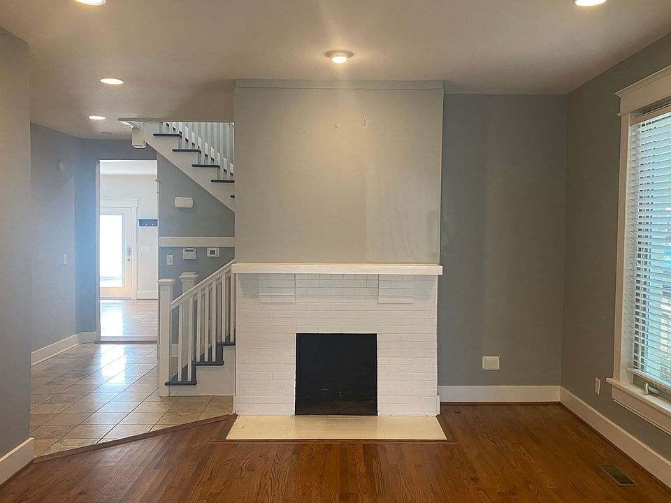 1st image of 3107 Vanderbilt Pl