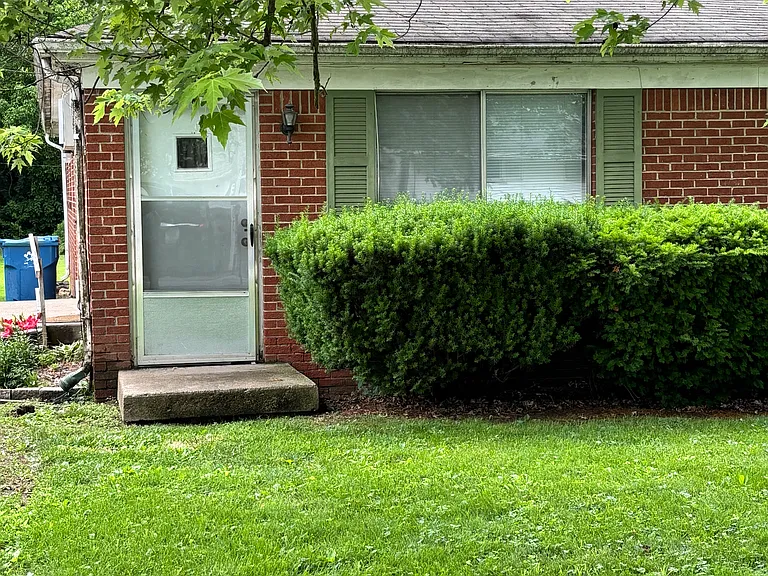 304 Cossell Dr #304 — Photo 1