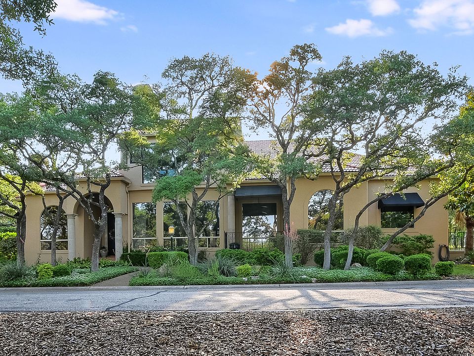 1st image of 9 Justinian Ln