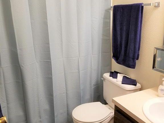 5th image of 2000 Stevens Dr APT 202