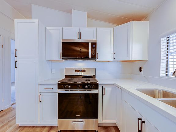 2nd image of 1459 Standiford Ave Space 80