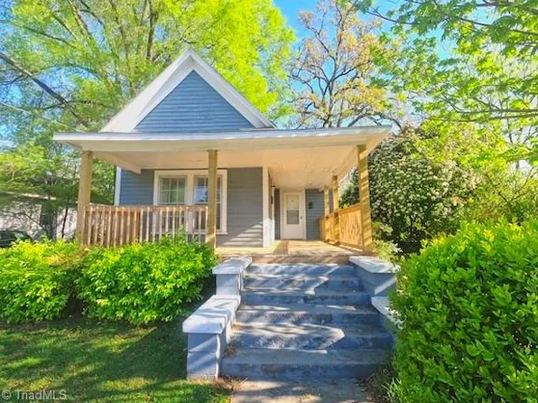 902 Haywood St, Greensboro, NC 27403