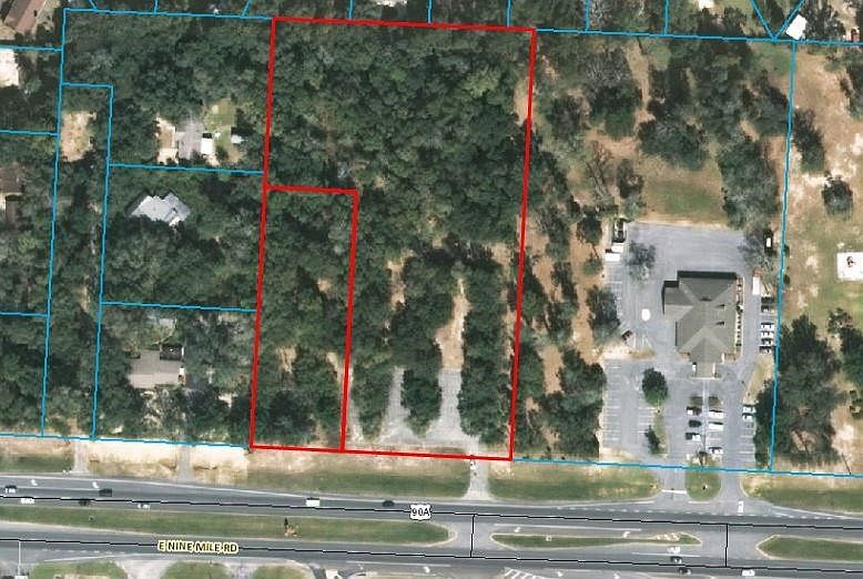 2nd image of 1000 E Nine Mile Rd