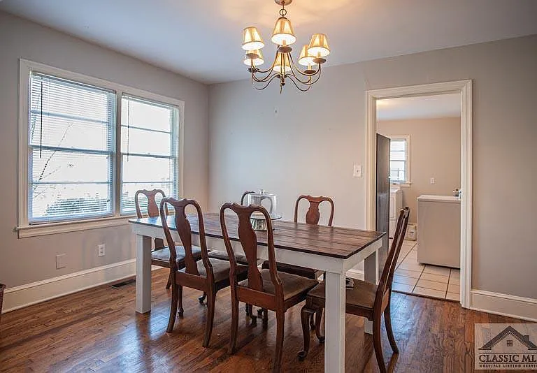 129 Westover Dr — Photo 5