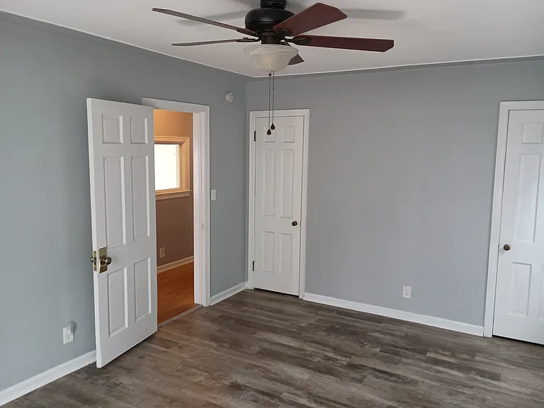 320 S Griffin St — Photo 20