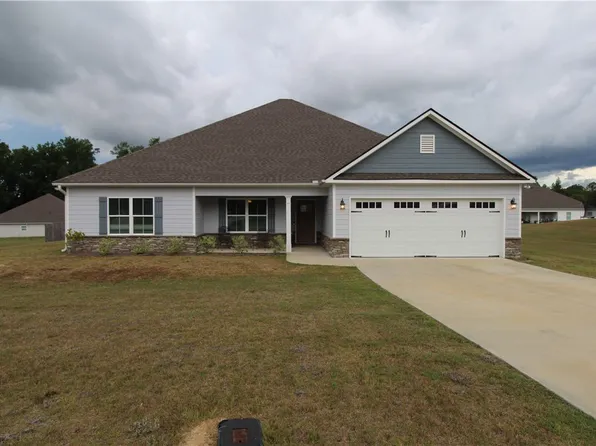 126 Lee Road 2228, Opelika, AL 36804