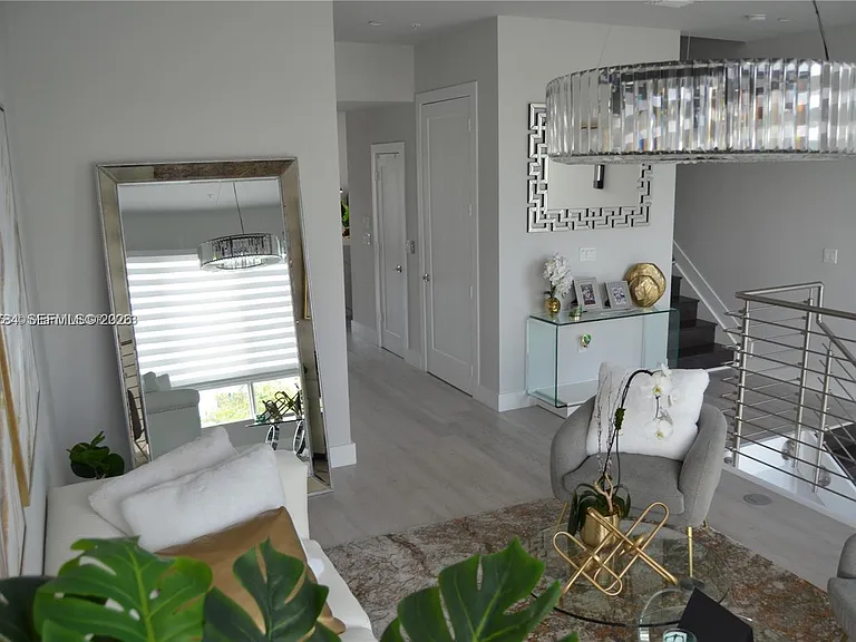 10347 NW 64th Ln #LN — Photo 5