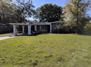 120 Arkwright Dr, Tampa, FL 33613