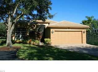 8086 Glen Abbey Cir, Fort Myers, FL 33912