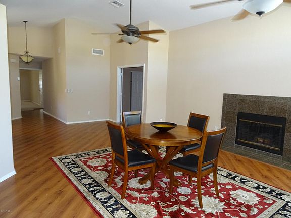 3rd image of 11026 W Poinsettia Dr