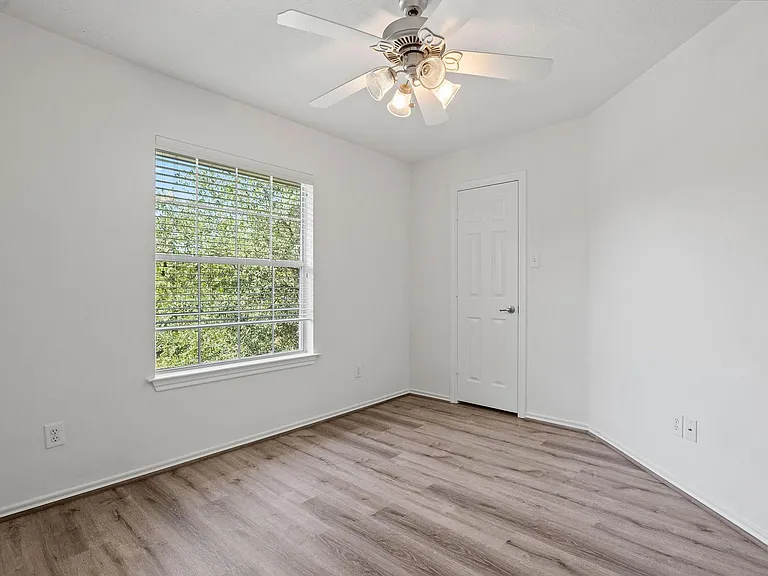 35 Wickerdale Pl — Photo 15