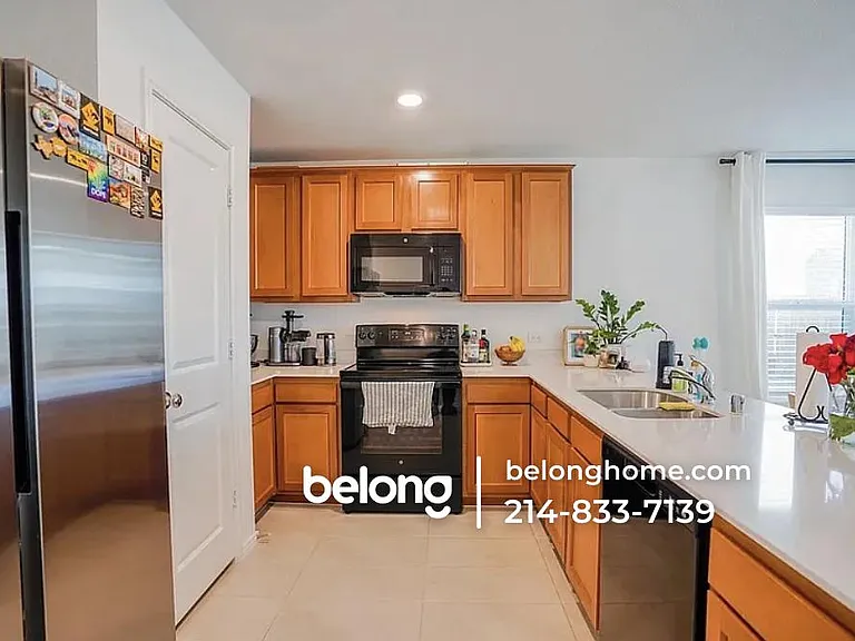 143 Plumcove Dr — Photo 5