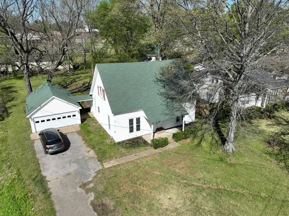 805 S Main St, Covington, TN 38019