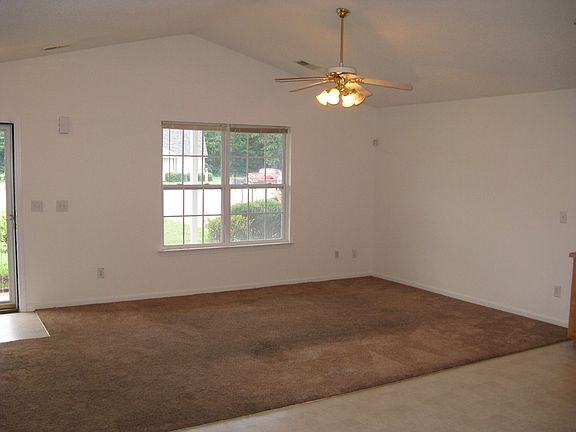 2nd image of 748 Mirabelle Ct