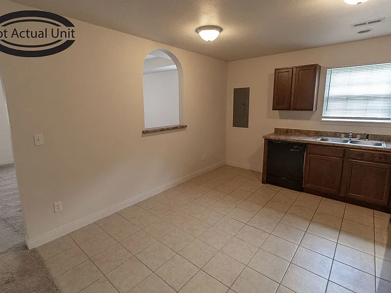 7360 E Noah Ct — Photo 8