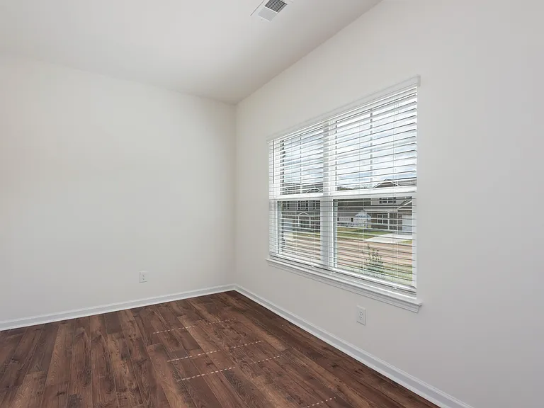 112 Kaley Ln — Photo 5