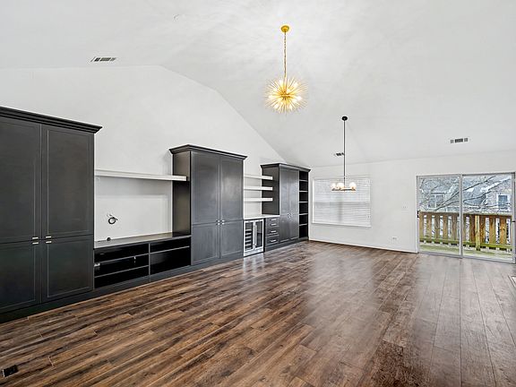 4th image of 2012 N Silver Lake Rd #2012