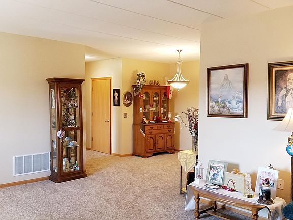 5th image of 5450 115th St APT 302