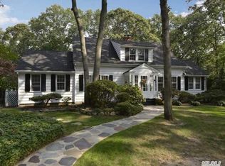 21 Highwood Rd, Setauket, NY 11733