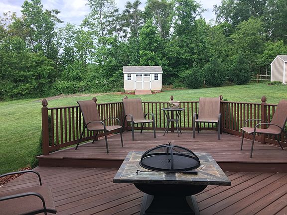 Lots of outdoor space 