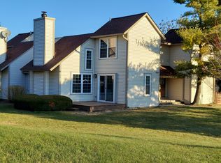 908 Vose Dr, Gurnee, IL 60031