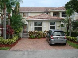 1090 Redwood St, Hollywood, FL 33019