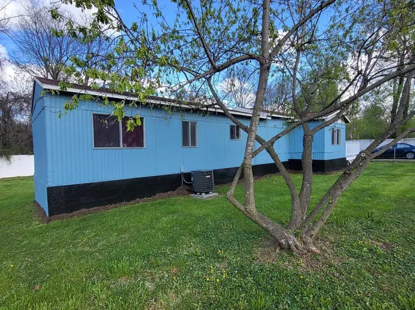 185 Hunt Dr, Kearneysville, WV 25430