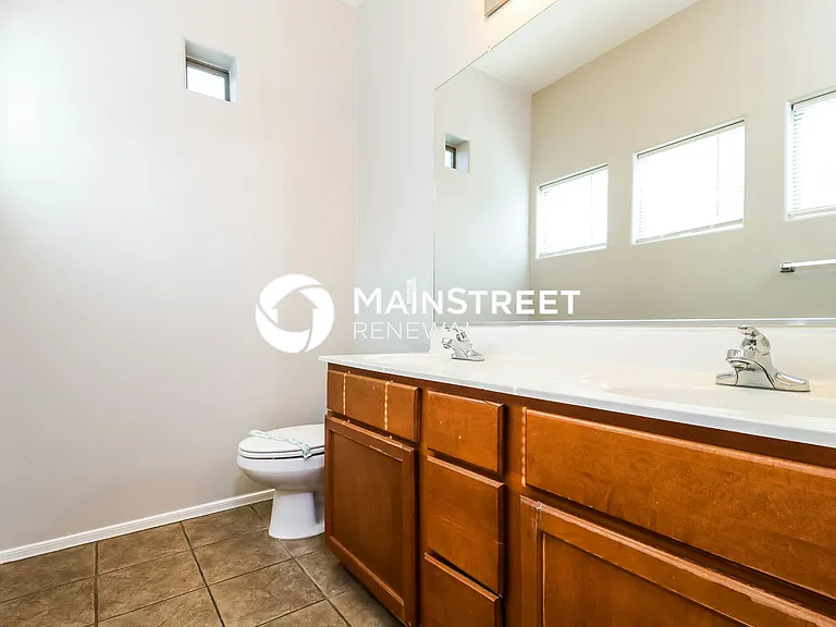 Main Bathroom