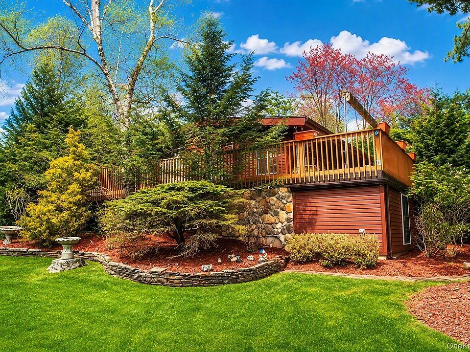 1st image of 12 Donenfeld Drive