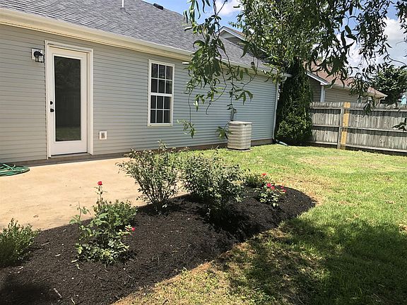 5th image of 2751 Oxford Hall Ave