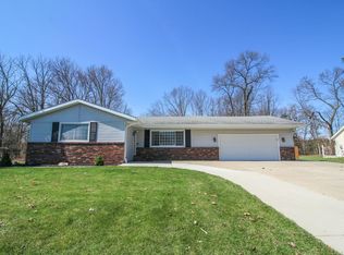 56780 Chippewa Dr, Three Rivers, MI 49093