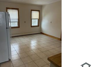 6 Cheever St APT 2, Danvers, MA 01923