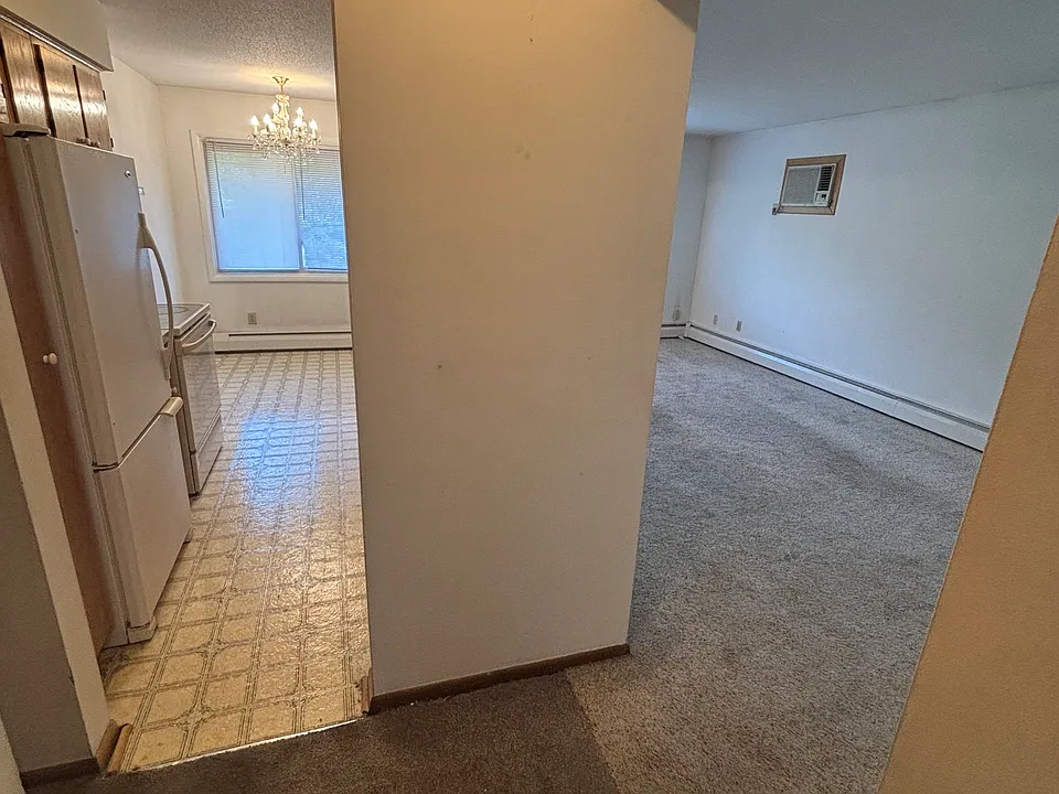500 Broadway St NE #5