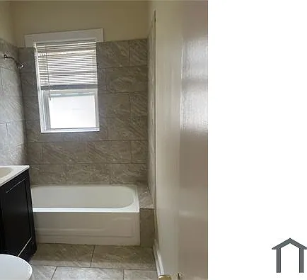 7959 S Emerald Ave #2 — Photo 9