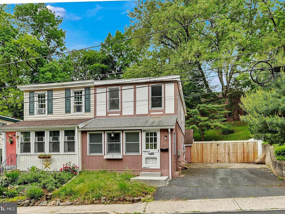 1st image of 570 Bloomfield Ave