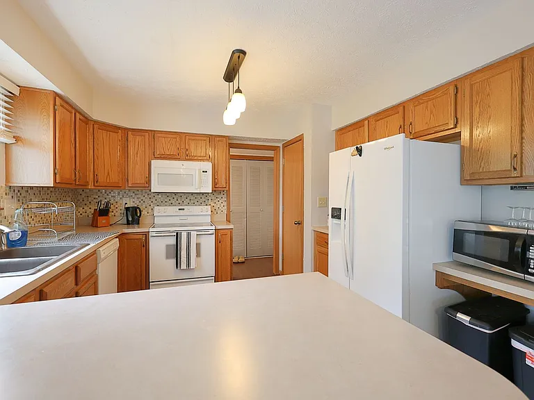 3139 Bowfield Way — Photo 10