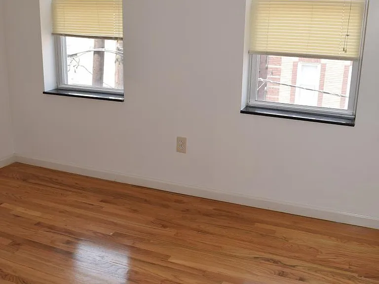 90 Nichols St #3F — Photo 17