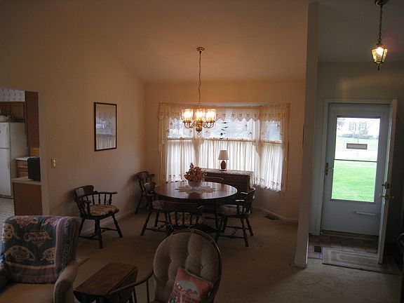 5th image of 2555 Youngs Ave APT 4A