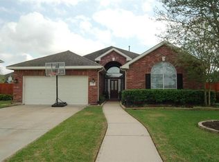 2321 Raffaello Dr, Pearland, TX 77581