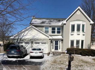 12528 Browns Ferry Rd, Herndon, VA 20170