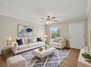 2449 E Monument St #B, Colorado Springs, CO 80909