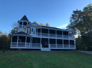 38 Rowell Rd E, Brentwood, NH 03833