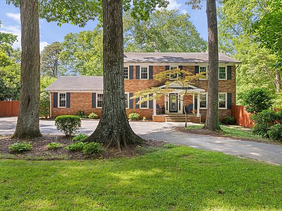 2nd image of 164 Marlin Dr