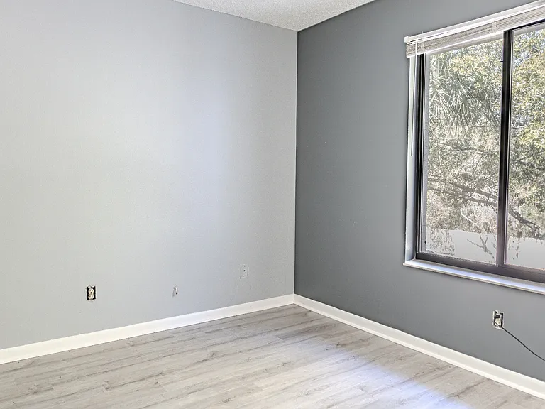8215 Sun Spring Cir #23 — Photo 20