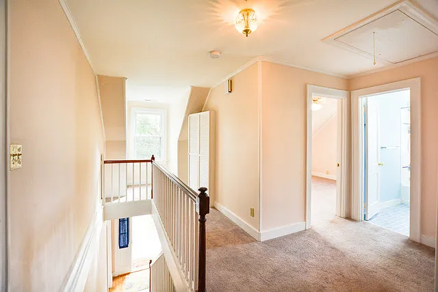 Building Photo - 10 Riverdale Dr #B