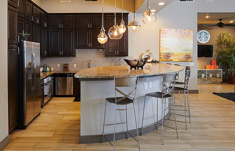 Parallax @ Georgetown Apartments — Photo 20