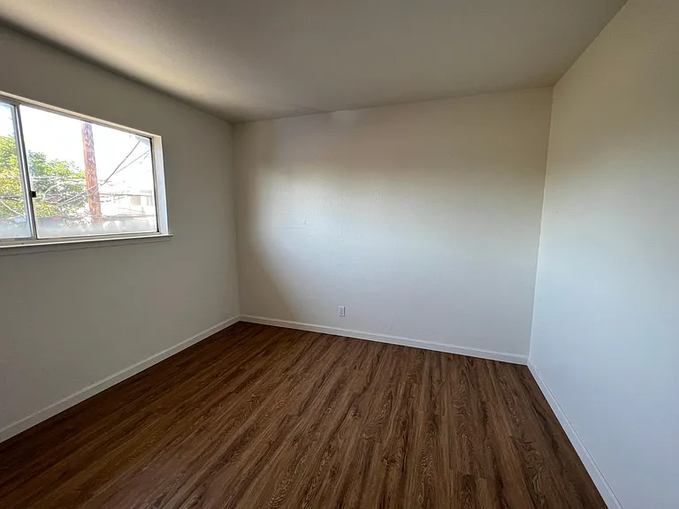 7230 Bark Ln #4 — Photo 7