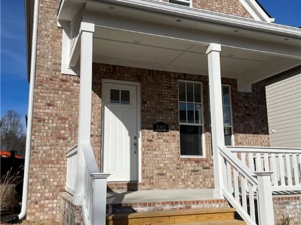 5392 Crescent St, Johnson, AR 72762