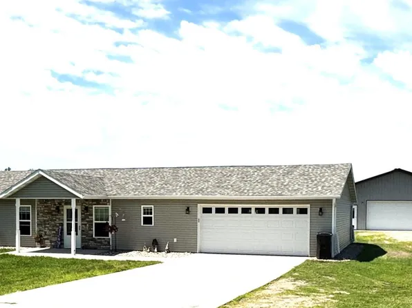 46313 Saint Lawrence Dr, Perham, MN 56573