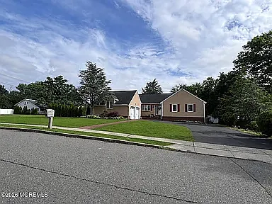 3 bed, 2148 sqft, $3,600 — Photo 4